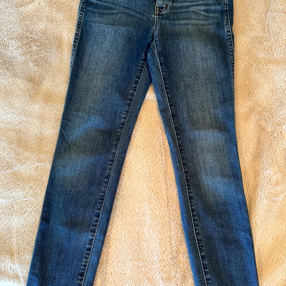 Madewell 10” road tripper jean. Size 25
